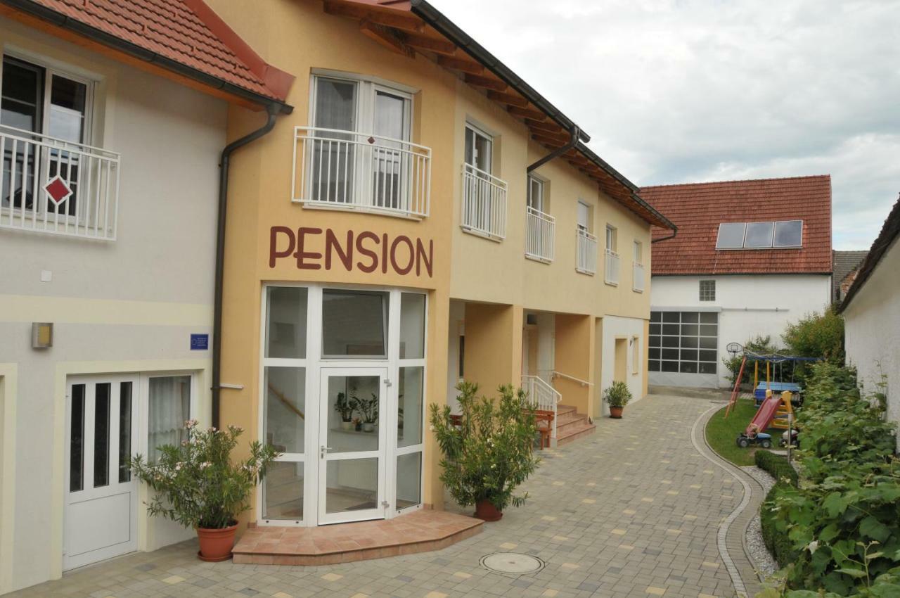 Pension Schloegl Lutzmannsburg Exteriér fotografie